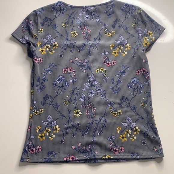 Candie’s Y2K square neck botanical Ribbed Short sleeve top medium women’s grey - Picture 4 of 5